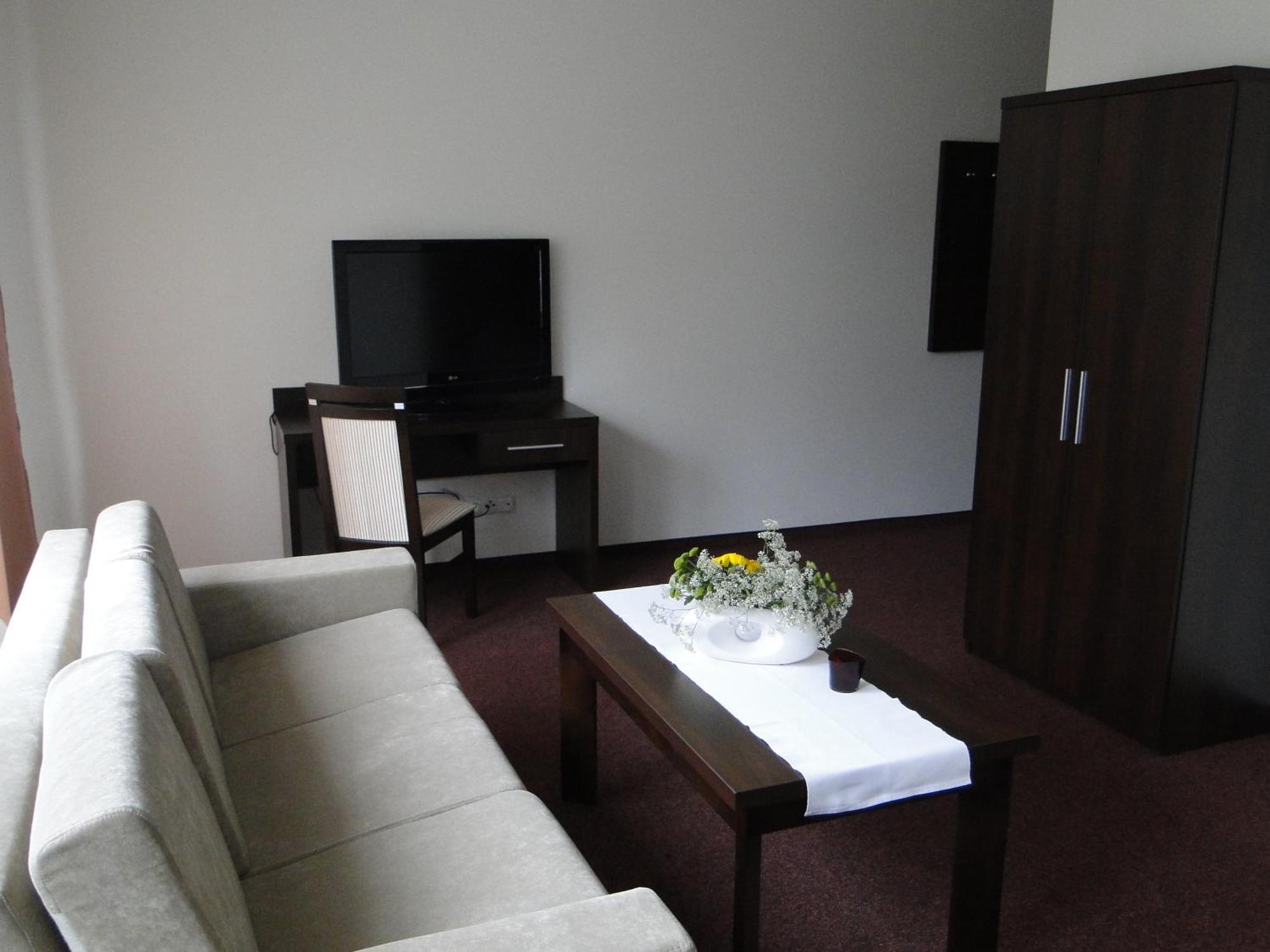 Tokarnia  Hotel Cynamon מראה חיצוני תמונה